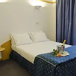 Apartmanhotel Vip Executive Eden 4*