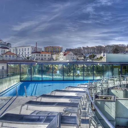 Apartahotel Vip Executive Eden 4*