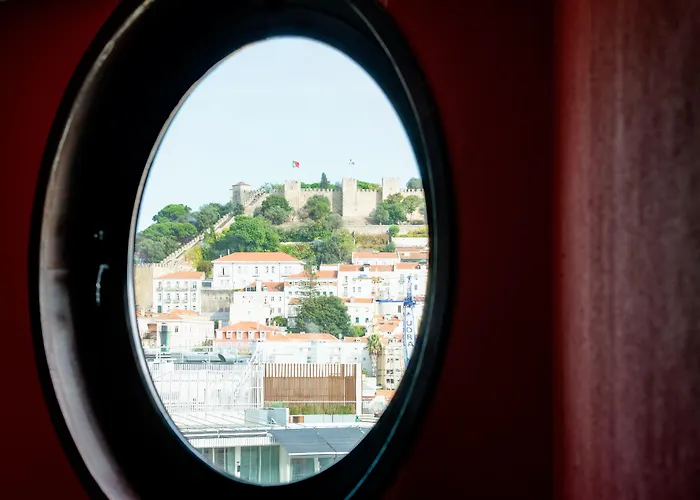 Ξενοδοχείο με διαμερίσματα Vip Executive Eden 4*