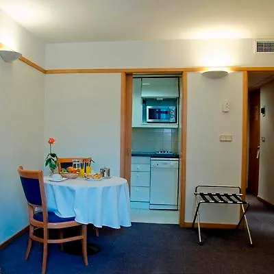 Vip Executive Eden Aparthotel 4*